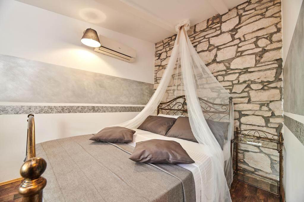 בוג'ה Rooms Konoba Pjero מראה חיצוני תמונה